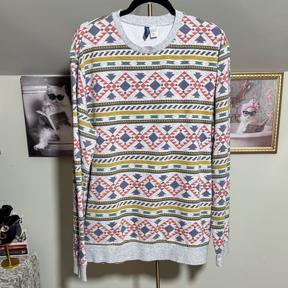 EC H&M Divided Gray and Colorful Men’s Lightweight Sweat Shirt